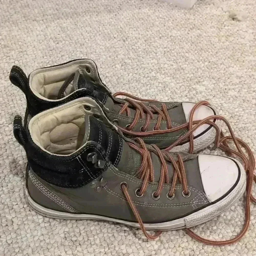 Converse sneakers - Picture 11 of 11